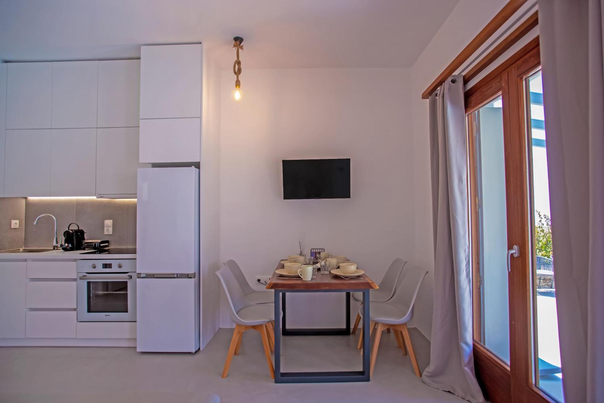 Terra White Seaview Pool & * Mykonos Town